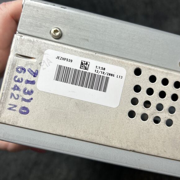 Dodge Chrysler Jeep OEM Radio CD Player Part No P05064173AI Dated 12-18-2006 - Picture 8 of 9